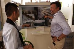 <b>中国工程机械企业携智能化加快融入全球高端市</b>